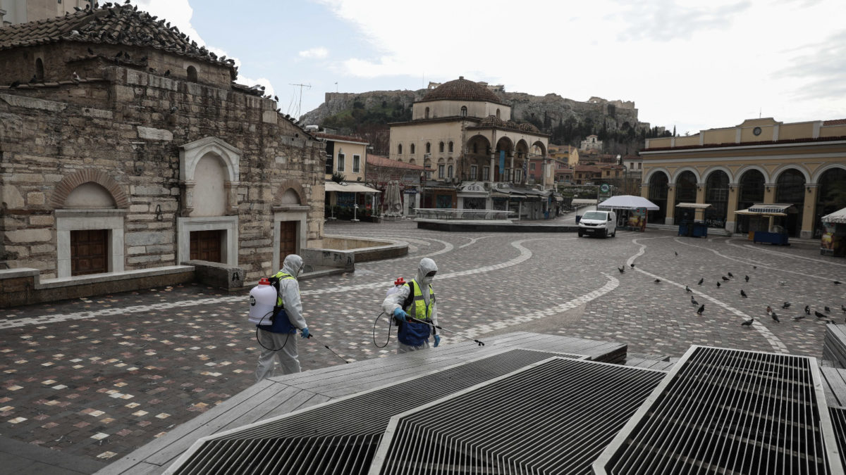 Απολύμανση στο Μοναστηράκι