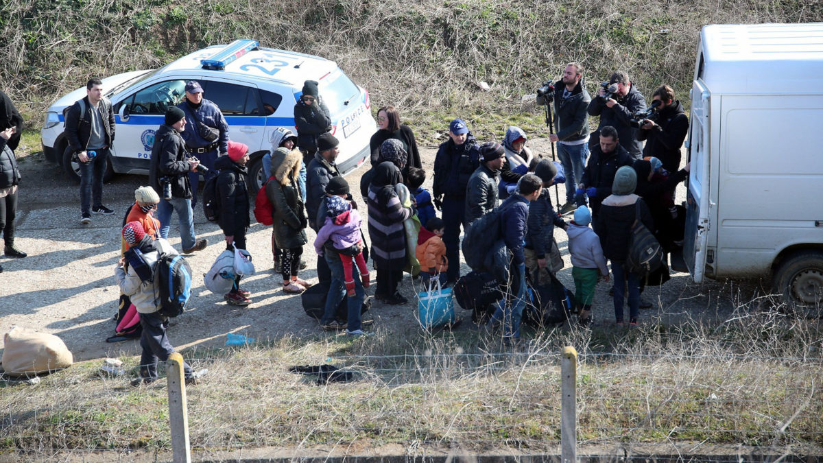 Συλλήψεις μεταναστών στον Έβρο