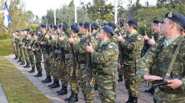 Στρατιώτες της ΕΛ.ΔΥ.Κ.