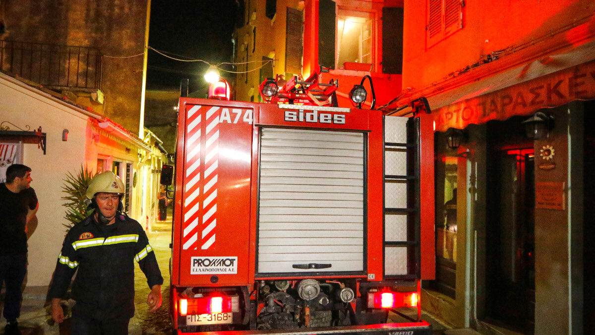 Ακατάλληλα (μεγάλα) τα Πυροσβεστικά Οχήματα για την Παλιά Πόλη της Κέρκυρας