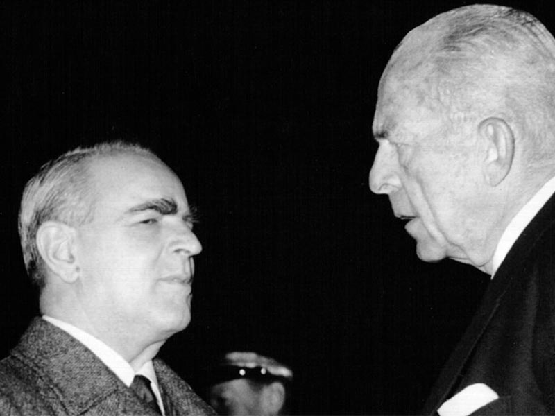 Μετεμφυλιακό κράτος - Καραμανλής - βασιλιάς Παύλος