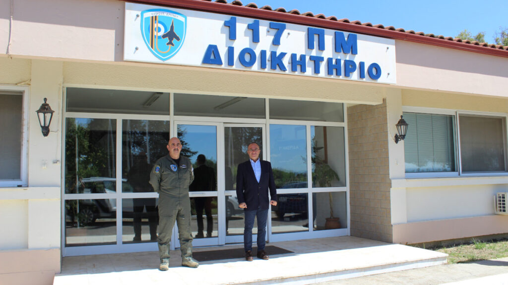 Επίσκεψη του Νίκου Παπαναστάση στην 117 ΠΜ στην Ανδραβίδα