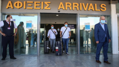 Αεροδρόμιο Ηρακλείου - πρώτες αφίξεις Εξωτερικού μετά την καραντίνα - μέτρα κατά της πανδημίας