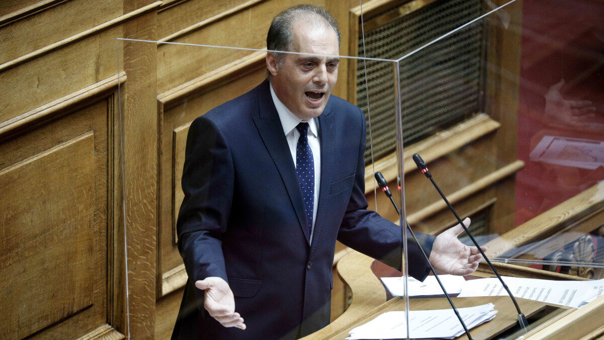 βελόπουλος στη βουλή