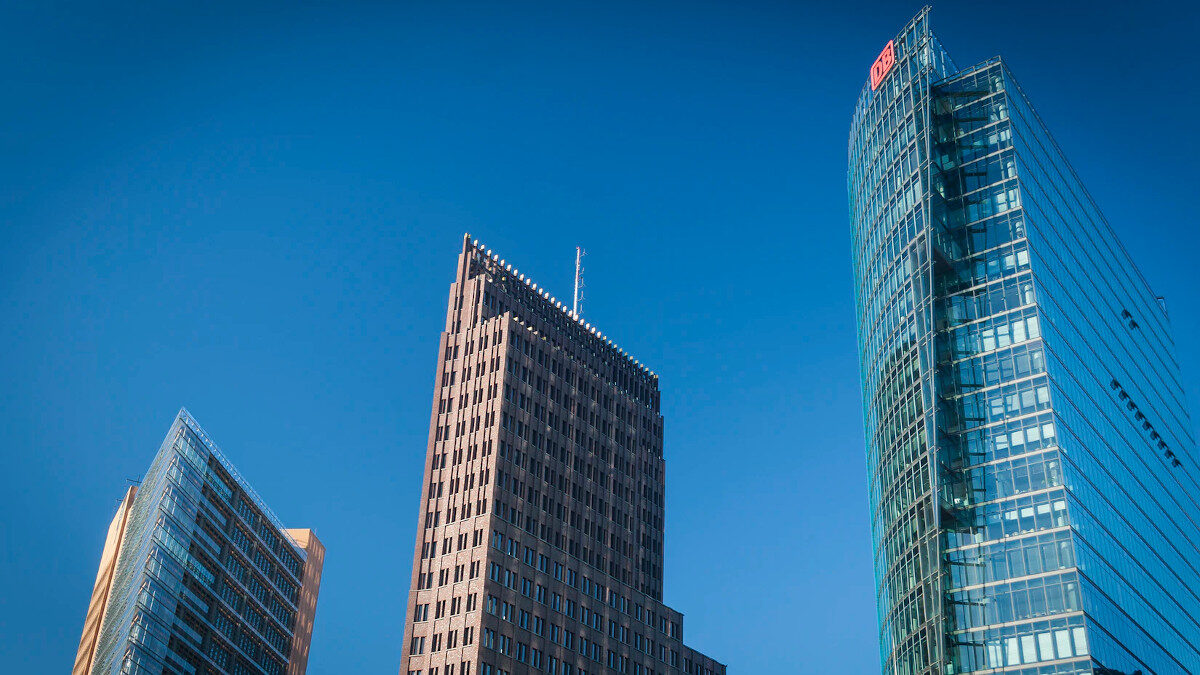 DEUTSCHE BANK- Κτίρια χρηματοοικονομικών επιχειρήσεων στο Βερολίνο, Γερμανία