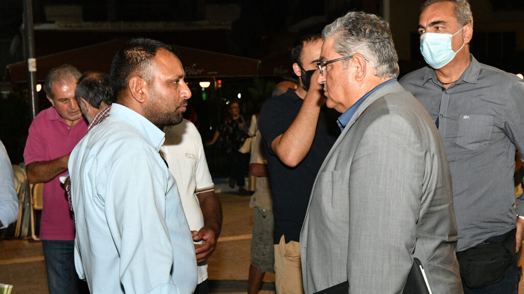 Στις περιοχές της Εύβοιας που βρέθηκαν στο στόχαστρο της καταστροφικής πλημμύρας τα ξημερώματα της Κυριακής 9/8/2020, επισκέφτηκε ο ΓΓ της ΚΕ του ΚΚΕ, Δημήτρης Κουτσούμπας 12/8/2020