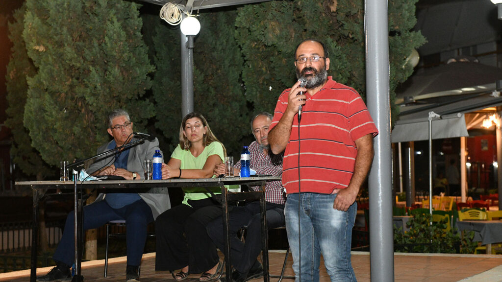 Στις περιοχές της Εύβοιας που βρέθηκαν στο στόχαστρο της καταστροφικής πλημμύρας τα ξημερώματα της Κυριακής 9/8/2020, επισκέφτηκε ο ΓΓ της ΚΕ του ΚΚΕ, Δημήτρης Κουτσούμπας 12/8/2020