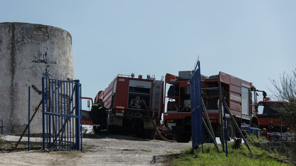 Κέρκυρα, Κασσιόπη του Ερημίτη, εκεί που επενδυτές θα κατασκευάσουν ξενοδοχείο και μαρίνα εν μέσω λαϊκών αντιδράσεων. Ότι απέμεινε από την πυρκαγιά του Σαββάτου 17/8/2020