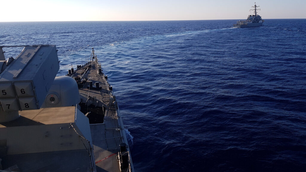 Συνεκπαίδευση μονάδων του Πολεμικού Ναυτικού και της Πολεμικής Αεροπορίας με το αμερικανικό Αντιτορπιλικό USS WINSTON S. CHURCHILL - 24/8/2020 / Πηγή : Πολεμικό Ναυτικό