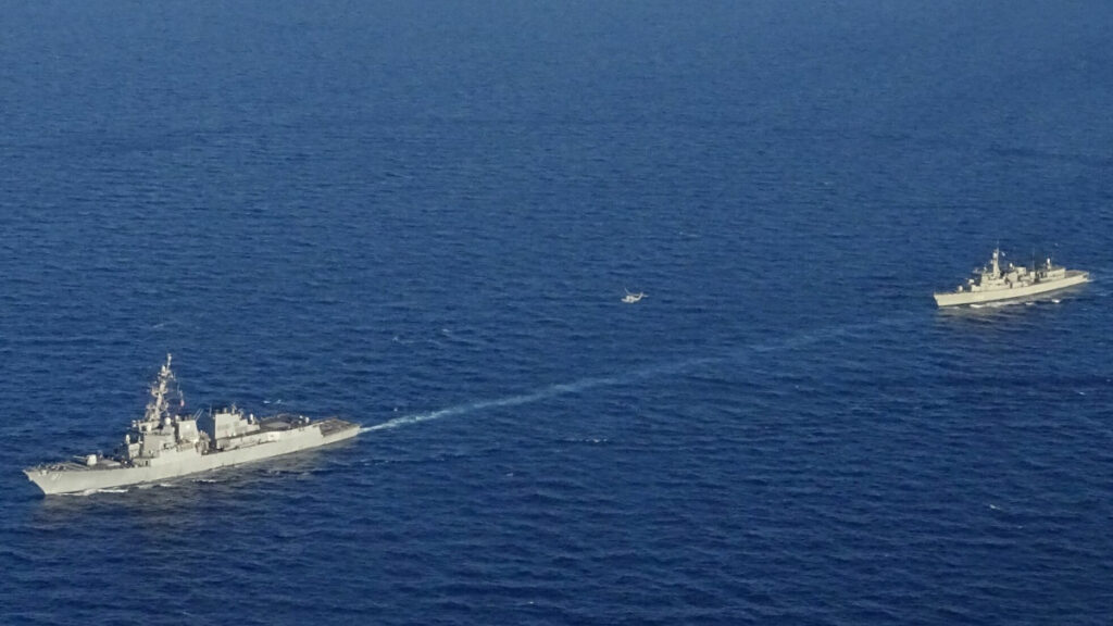 Συνεκπαίδευση μονάδων του Πολεμικού Ναυτικού και της Πολεμικής Αεροπορίας με το αμερικανικό Αντιτορπιλικό USS WINSTON S. CHURCHILL - 24/8/2020 / Πηγή : Πολεμικό Ναυτικό