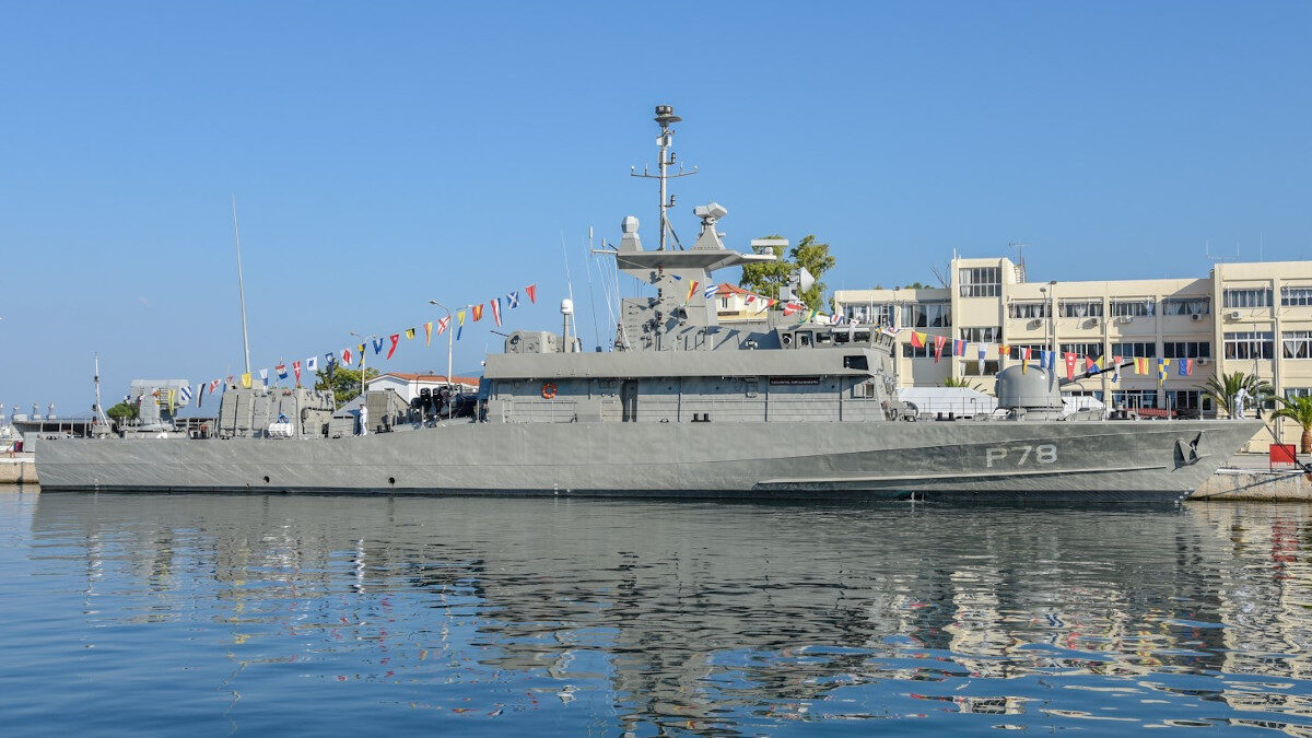 Διοίκηση Ταχέων Σκαφών - Τελετή ονομοταδοσίας κι ένταξης στο Πολεμικό Ναυτικό της Τορπιλακάτου "Υποπλοίαρχος ΚΑΡΑΘΑΝΑΣΗΣ" (P78) / Πηγή: ΓΕΝ