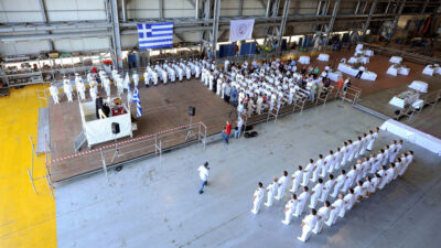Ναυπηγεία Σκαραμαγκά 2009 - Πραγματοποιήθηκε στα Ελληνικά Ναυπηγεία Σκαραμαγκά, η παράδοση στο Πολεμικό Ναυτικό της πέμπτης από τις έξι συνολικά Φρεγάτες τύπου Standard, οι οποίες εκτελούν εργασίες εκσυγχρονισμού μέσου χρόνου ζωής. Στην τελετή παράδοσης της Φ/Γ ΕΛΛΗ