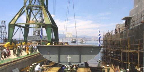 Ναυπηγεία Σκαραμαγκά 2002 Τοποθέτηση τρόπιδας