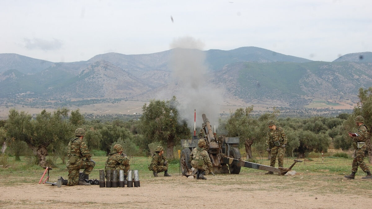 Άσκηση στο πεδίο βολής Ξάνθης - Βολές Πυροβολικού