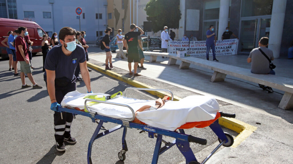 Διαμαρτυρία Ένωσης Νοσοκομειακών Ιατρών Θεσσαλονίκης στο Νοσοκομείο ΑΧΕΠΑ