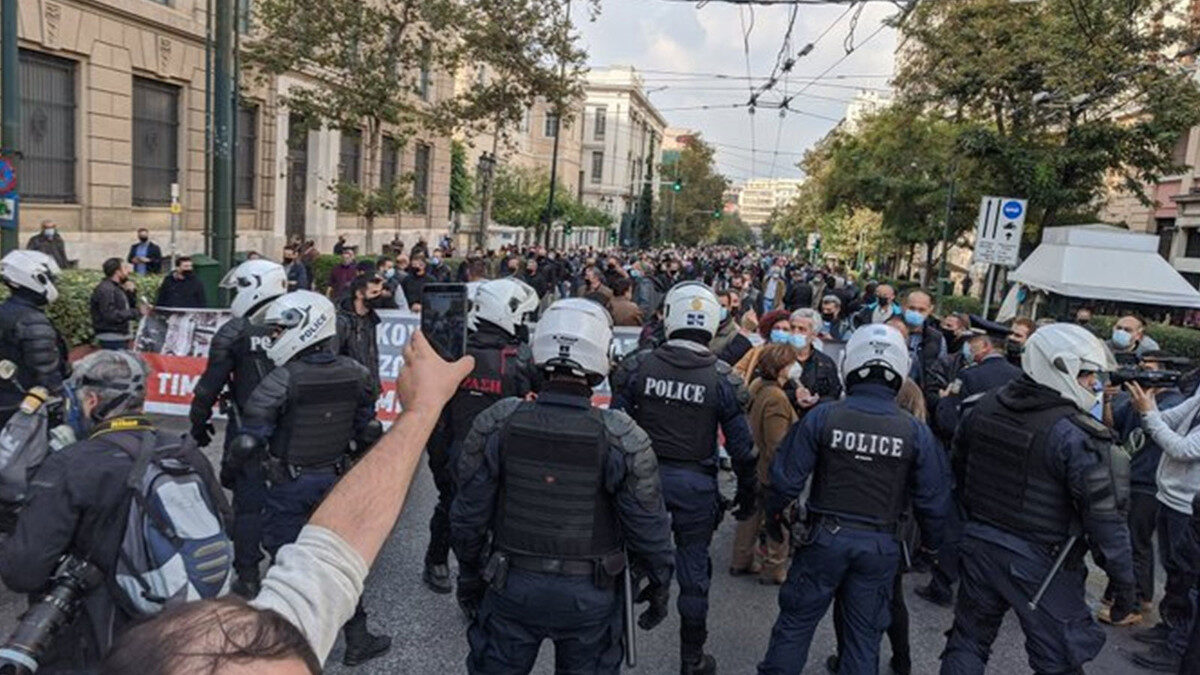 Ελληνική Κοινότητα Στοκχόλμης: Η ελληνική κυβέρνηση «τίμησε» την επέτειο του Πολυτεχνείου με οργιώδη αστυνομική καταστολή - ALT.gr