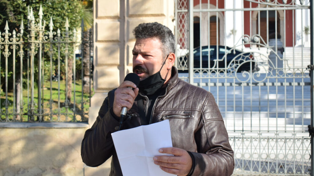 Απεργία 26/11/2020 Θεσσαλονίκη: Συμβολική κινητοποίηση συνδικάτων και σωματείων έξω από το Υπουργείο Μακεδονίας Θράκης