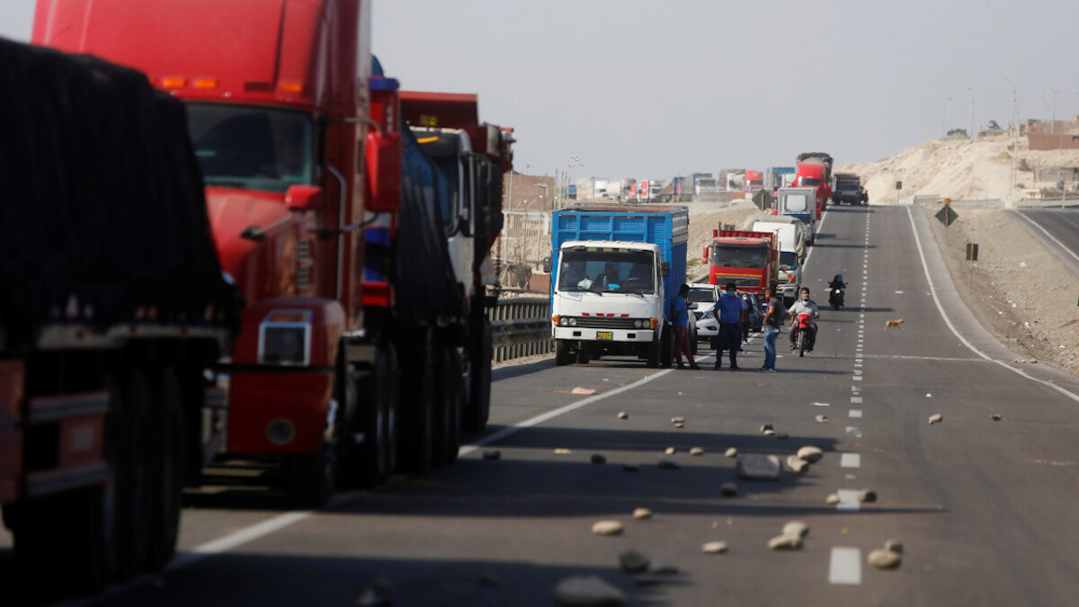 Διαδηλώσεις μεταλλεργατών και αγροτών στο Περού