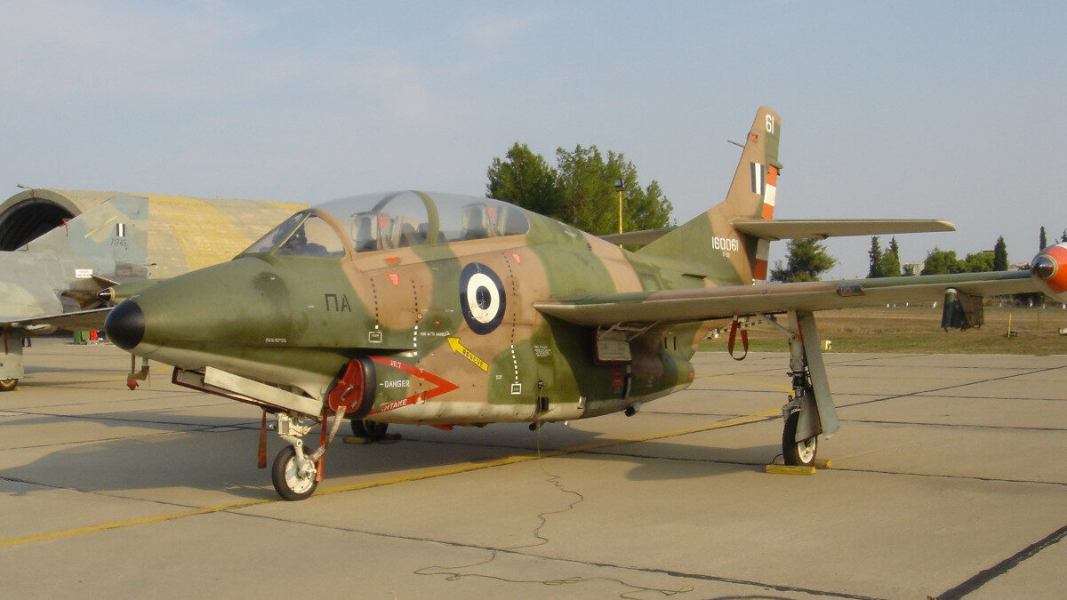 Εκπαιδευτικό αεροσκάφος της Πολεμικής Αεροπορίας T-2E Buckeye1 - 120ΠΕΑ, Καλαμάτα