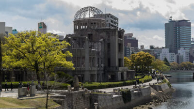 Χιροσίμα, Ιαπωνία - ένα από τα ελάχιστα κτίρια που έμειναν όρθια μετά την πυρηνική επίθεση από τις ΗΠΑ το 1945 (Η μόνη χώρα που βομβάρδισε με πυρηνικά όπλα άλλη χώρα)
