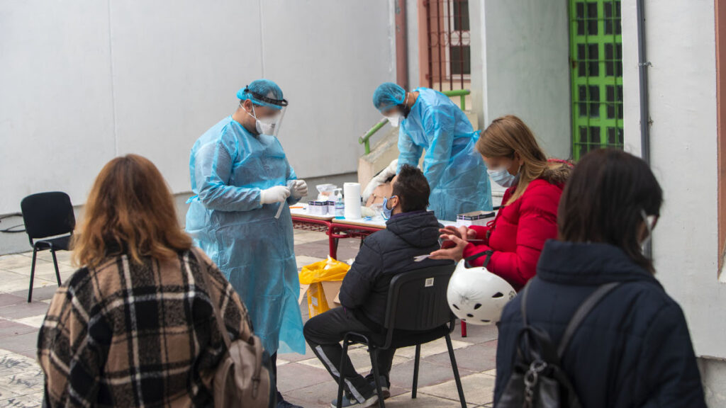 Rapid test σε εκπαιδευτικούς στο Δήμο Καλαμαριάς Θεσσαλονίκης