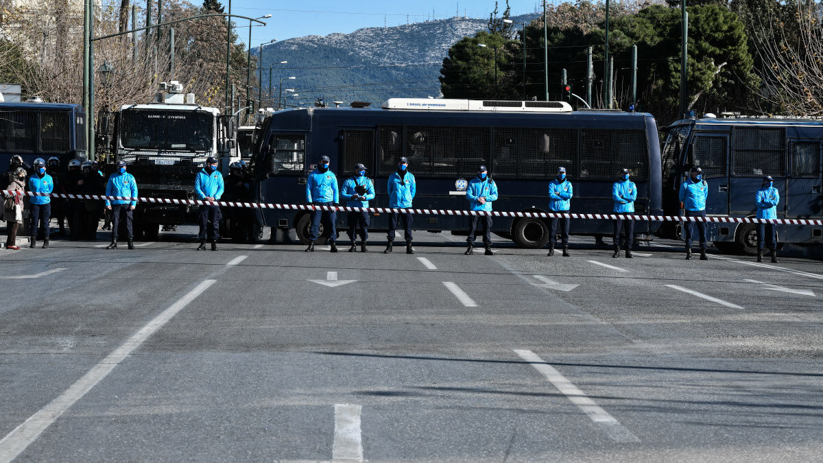 Αστυνομία - ΟΔΟΣ - Σύνταγμα