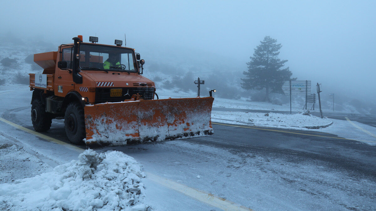 Εκχιονιστικό Όχημα στην Πάρνηθα