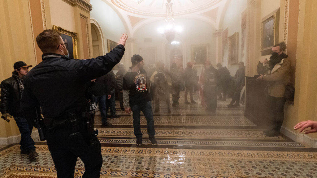 ΗΠΑ: Εισβολή στο Καπιτώλιο οπαδών του μεγιστάνα Ντ. Τραμπ - 6/1/2020