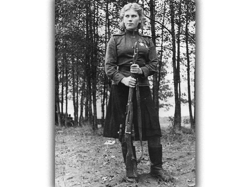 Β'ΠΠ - ΕΣΣΔ - Κόκκινος Στρατός - Ρόζα Σανίνα