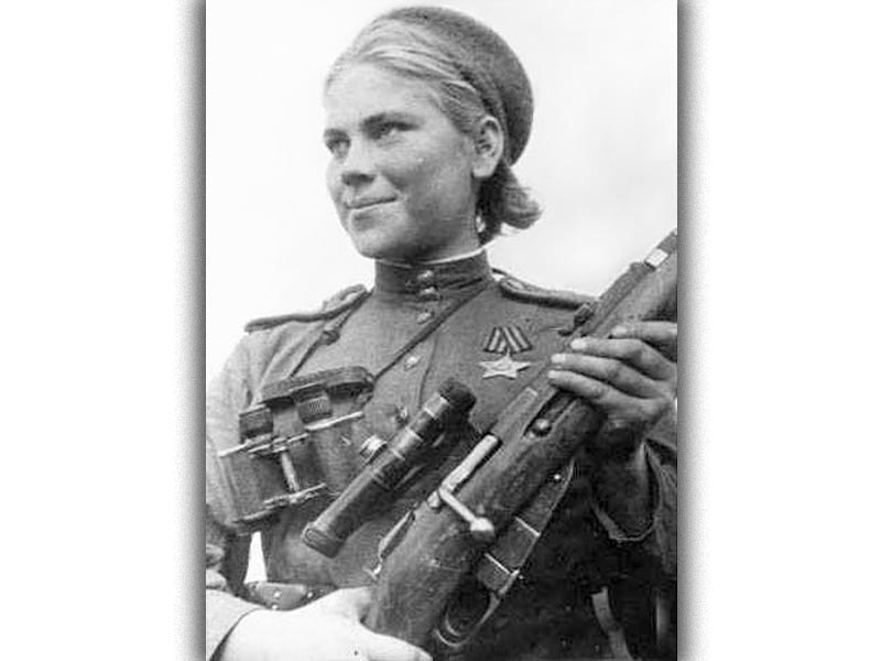 Β'ΠΠ - ΕΣΣΔ - Κόκκινος Στρατός - Ρόζα Σανίνα