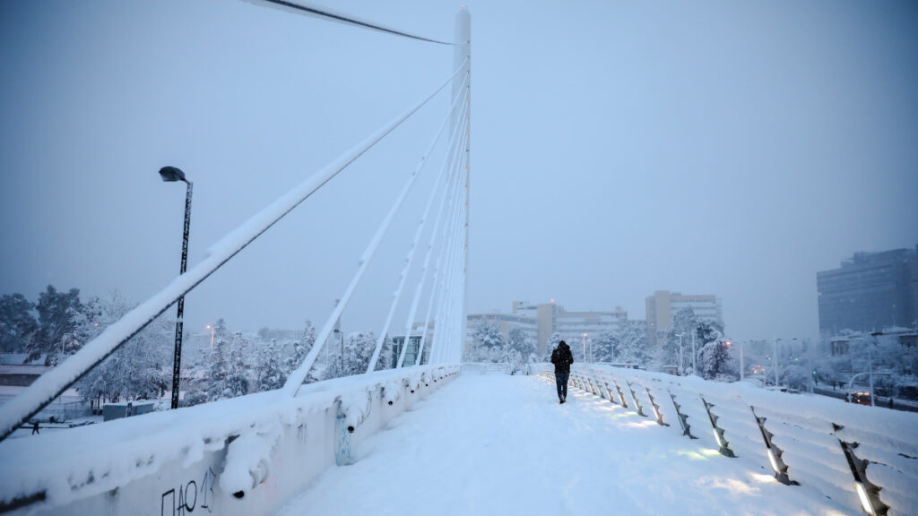 Χιονισμένη Αθήνα - 16 Φλεβάρη 2021 Λ. Μεσογείων