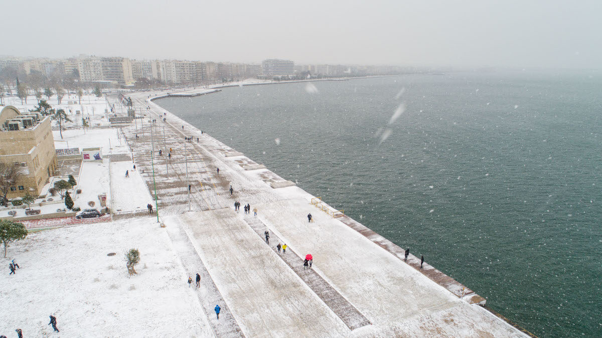Κακοκαιρία "Μήδεια": Χιόνια στη Θεσσαλονίκη