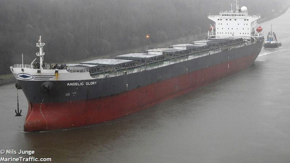 Φορτηγό πλοίο Angelic Glory, σημαίας Ελλάδας
