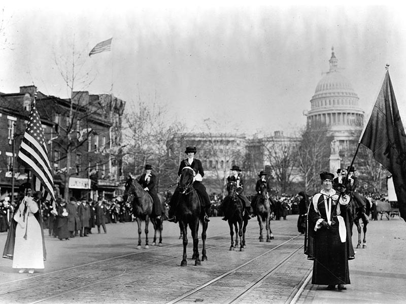 Γυναικείο κίνημα - Σουφραζέτες, διαδήλωση, 1913