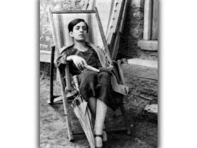 Πολιτισμός - Ποίηση - Μαρία Πολυδούρη
