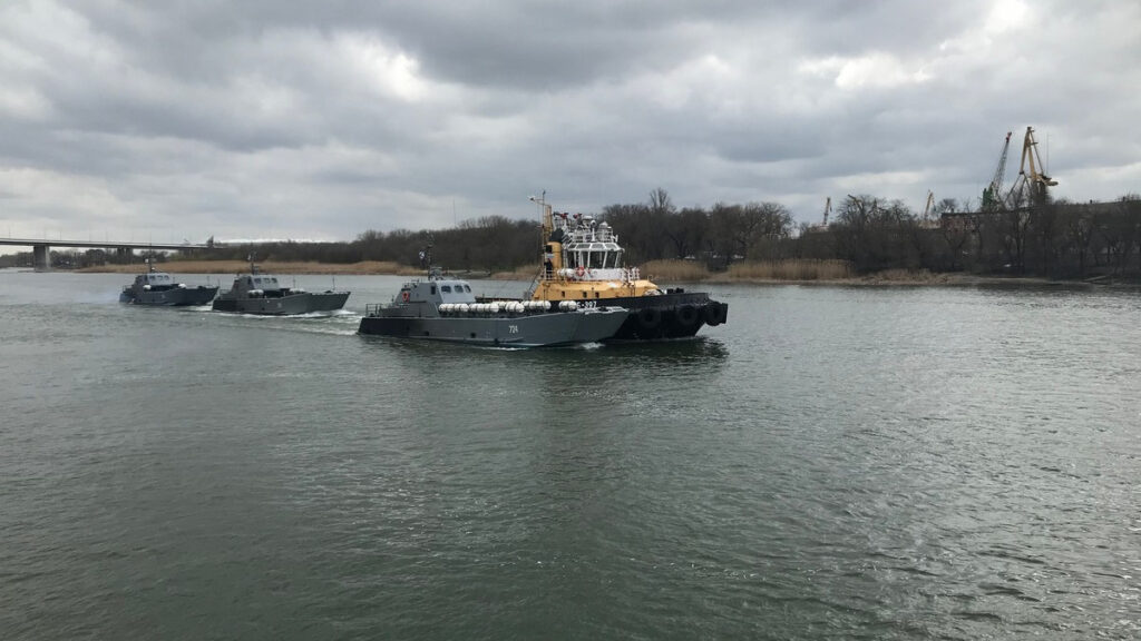 Ρωσικά αποβατικά του στόλου της Κασπίας στον ποταμό Ντον προς Μαύρη Θάλασσα