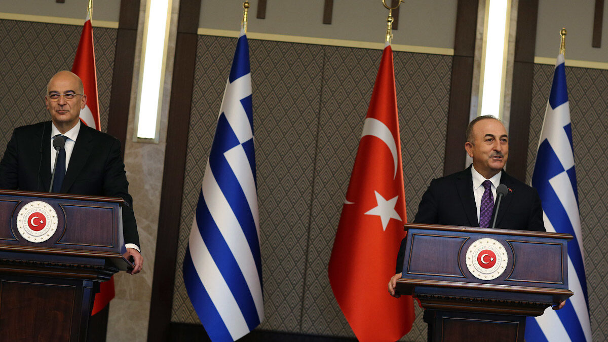 Συνάντηση Ν. Δένδια - Μ. Τσαβούσογλου στην Τουρκία