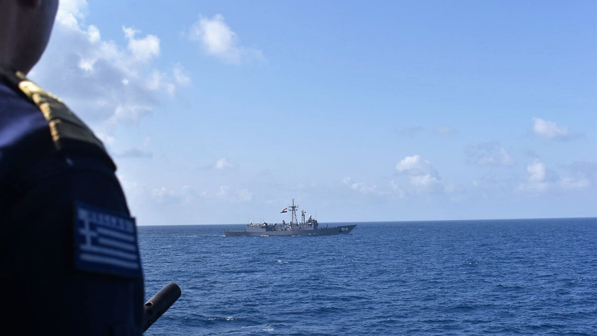 Συνεκαπίδευση της Φ/Γ "Ναβαρίνο" με μονάδες επιφανείας του Αιγυπτιακού Πολεμικού Ναυτικού