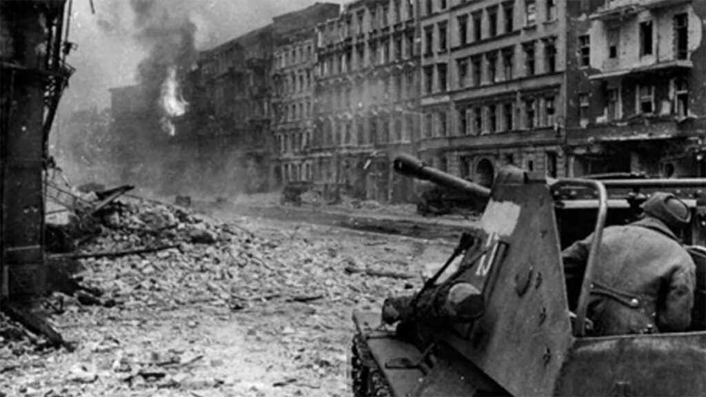 Β'ΠΠ - Κόκκινος Στρατός - Μάχη του Βερολίνου, 1945