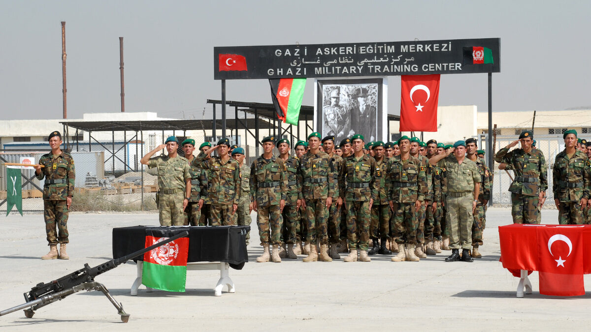 Καμπούλ, Αφγανιστάν - Τελετή αποφοίτησης αξιωματικών του Αφγανικού Στρατού που εκπαιδεύτηκαν από τις Τουρκικές Δυνάμεις του Στρατού - 2010