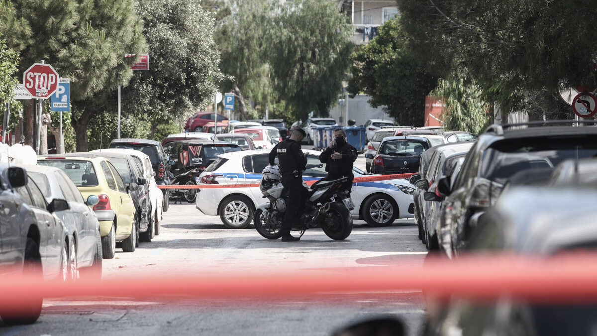 Πυροβολισμοί σε μπαλκόνια πολυκατοικίας στον Άλιμο Ιούνιος 2021