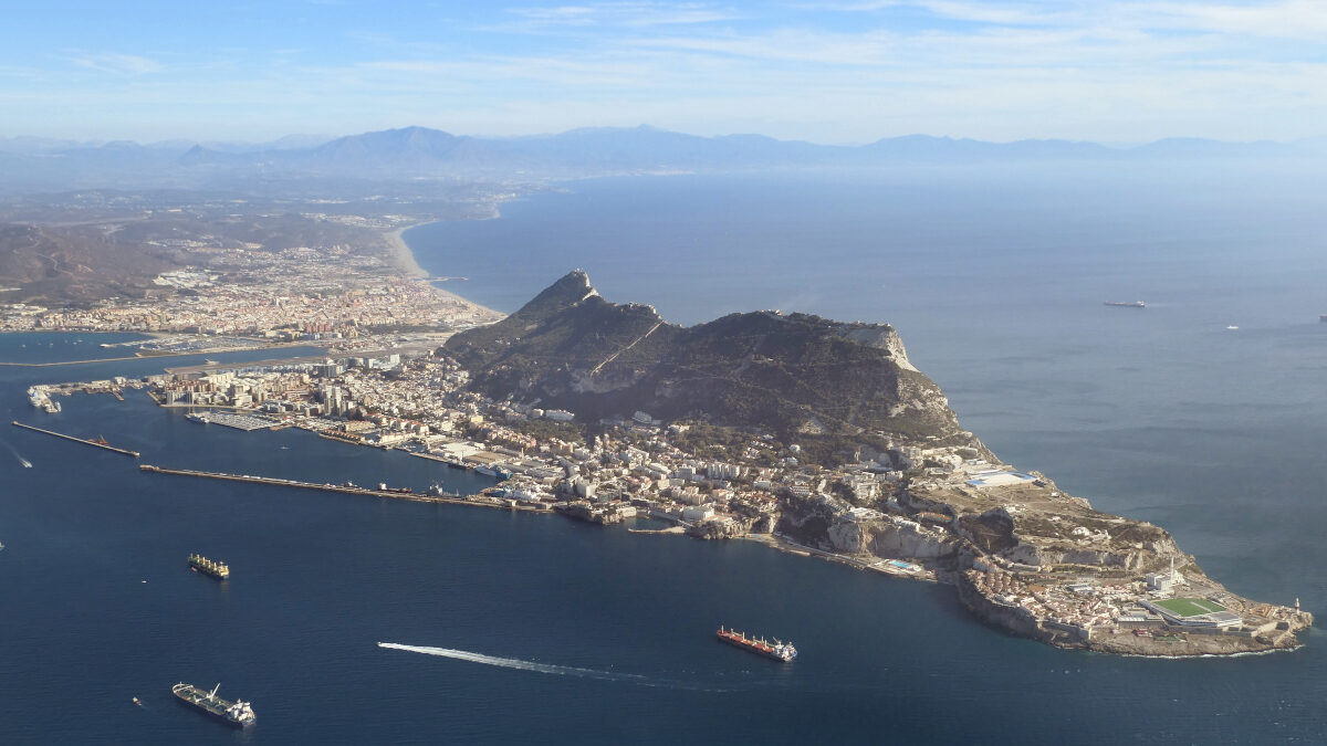 Γιβραλτάρ - Λιμάνι υπερπόντια κτίση του Ηνωμένου Βασιλείου (Μ. Βρετανία)