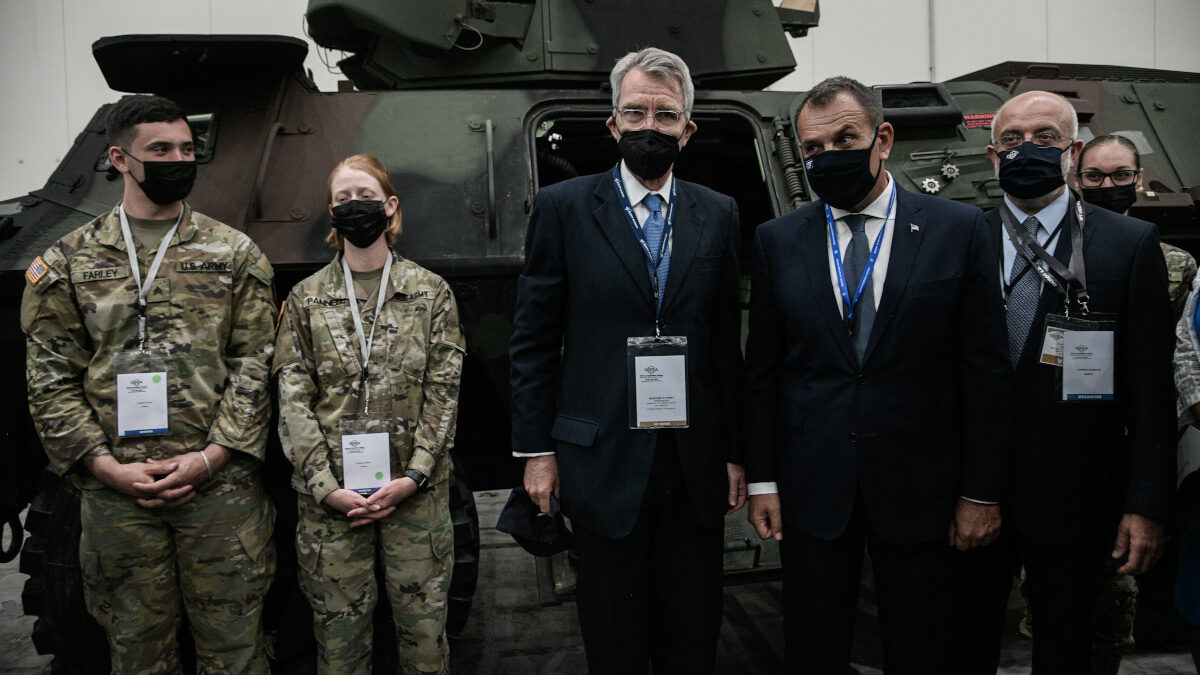 Τζ. Πάιατ και Ν. Παναγιωτόπουλος στα εγκαίνια της Διεθνούς Έκθεσης Άμυνας και Ασφαλείας "DEFEA 2021"