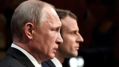 Οι Πρόεδροι της Ρωσίας και Γαλλίας Β. Πούτιν και Μ. Μακρόν