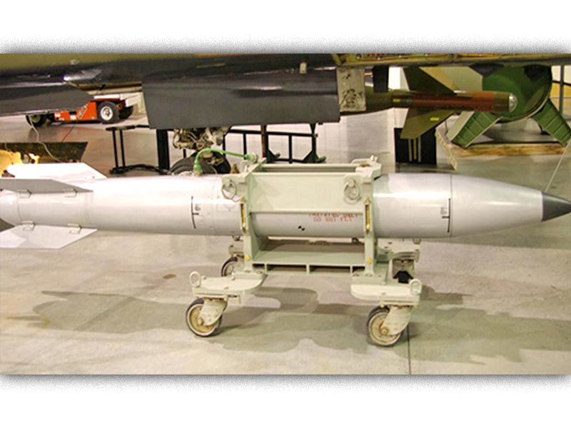 Πυρηνικά όπλα - Β-61