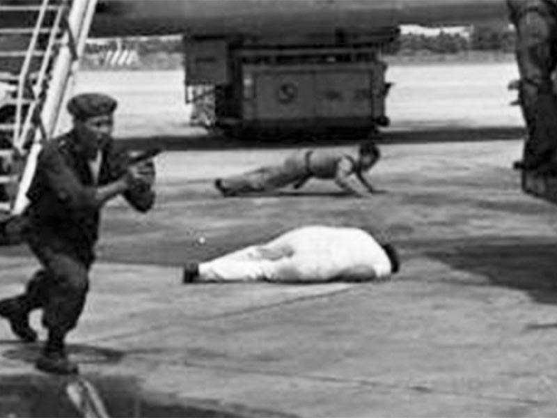 Φιλιππίνες - Μπενίνιο Ακίνο - δολοφονία, 1983