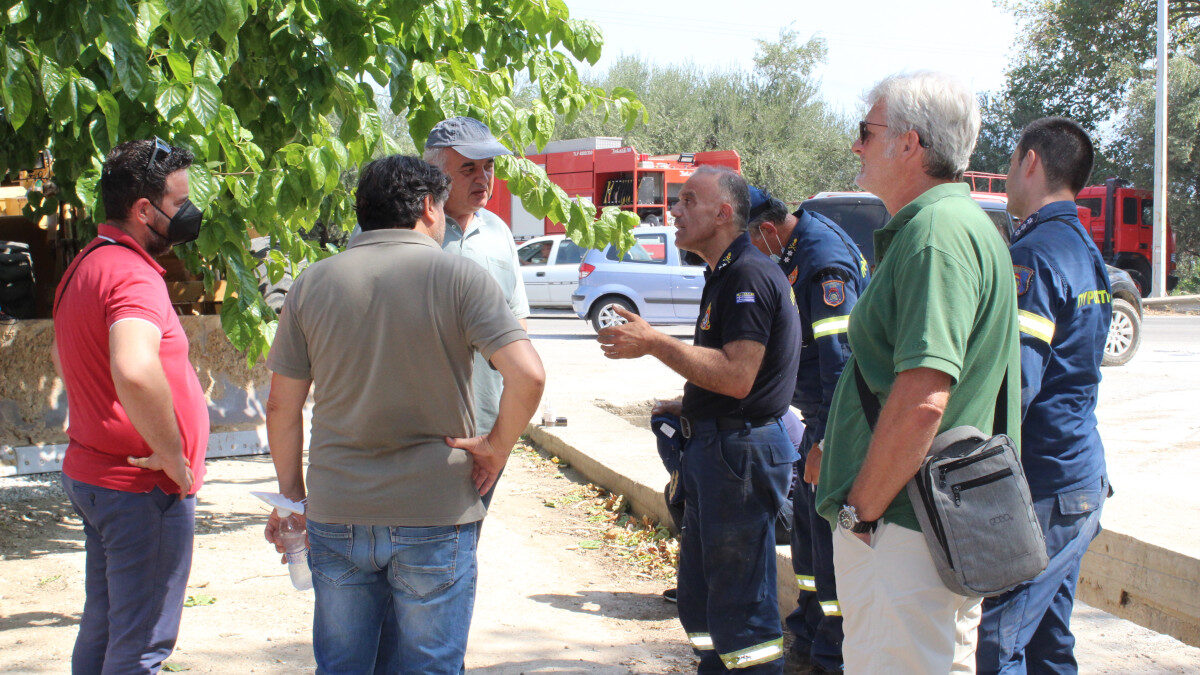 Κλιμάκιο του ΚΚΕ στο Κέντρο Ελέγχου Πυροσβεστικού Σώματος στην Πάτρα