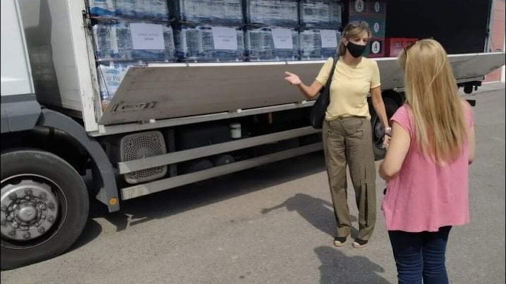 Ο ΔΗΜΟΣ ΠΑΤΡΕΩΝ ΠΑΡΕΔΩΣΕ ΦΟΡΤΙΟ ΜΕ ΒΟΗΘΕΙΑ ΓΙΑ ΤΟΥΣ ΠΥΡΟΠΛΗΚΤΟΥΣ ΣΤΗΝ ΠΕΡΙΟΧΗ ΤΗΣ ΑΡΧΑΙΑΣ ΟΛΥΜΠΙΑΣ