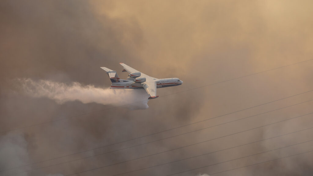 Πυρκαγιά στη Βαρυμπόμπη του δήμου Αχαρνών, την Τρίτη 3 Αυγούστου 2021