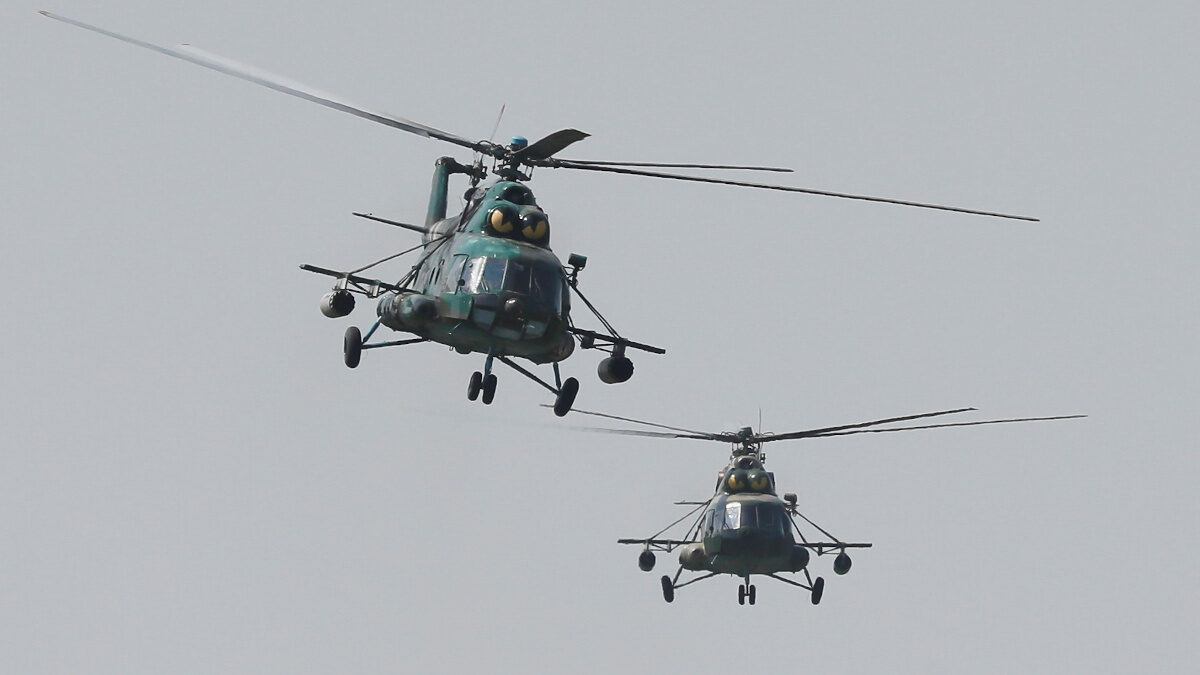 Στρατιωτικά ελικόπτερα στην άσκηση "Three Swords-2021" - Άσκηση στην Ουκρανία με ΗΠΑ Πολωνία Λιθουανία